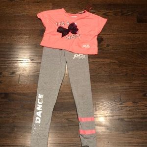 Jojo Siwa tip and pants